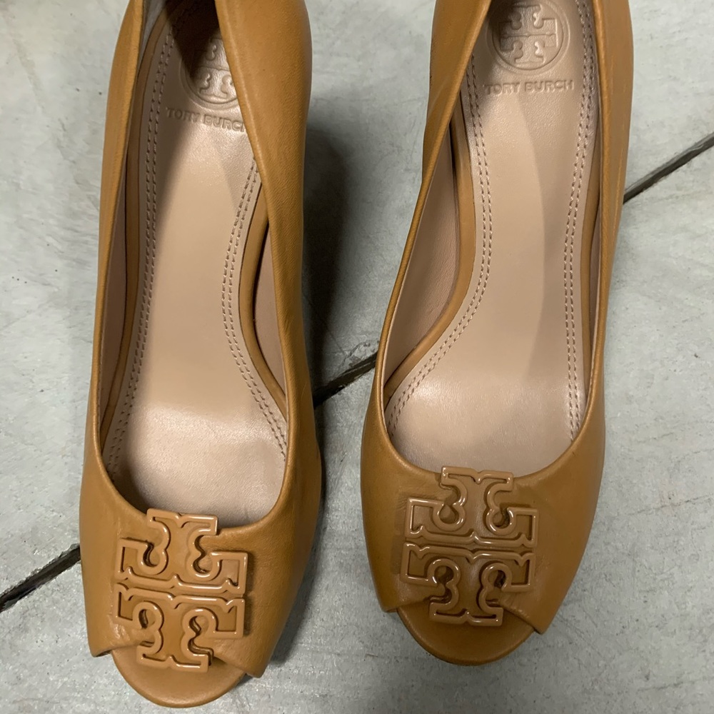 Tory Burch size 7